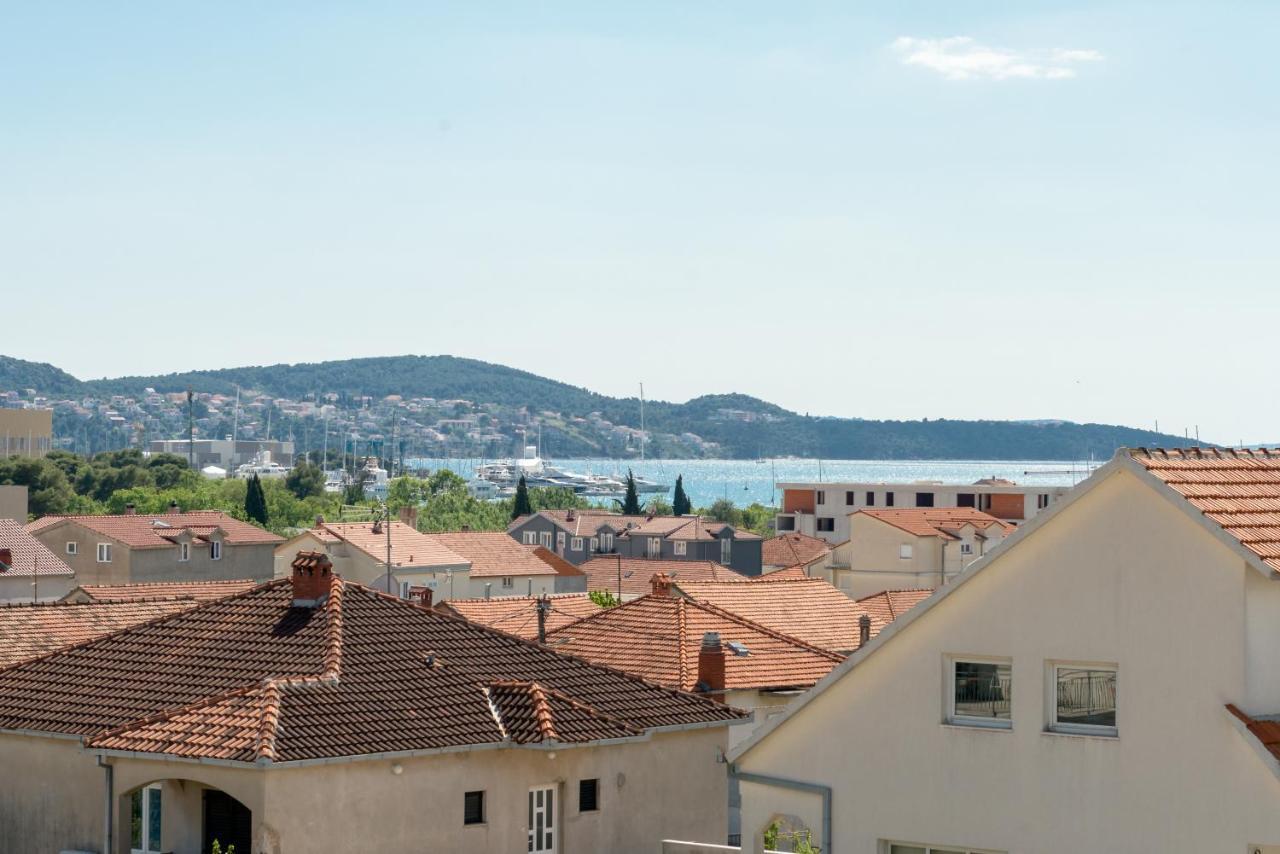 Modern 4* Luxury Apartment In Center Trogir Exterior foto